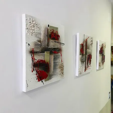 My Sweet Red Apartment